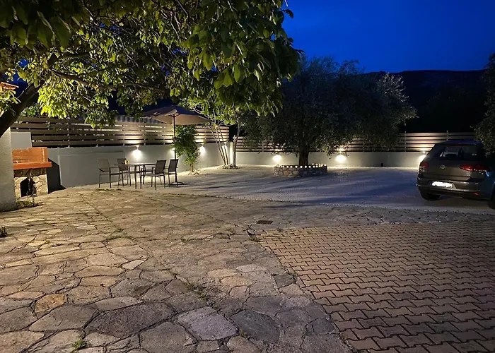 V-suites 2