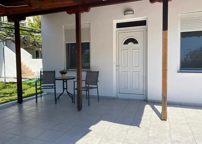 V-suites 2 Apartment *