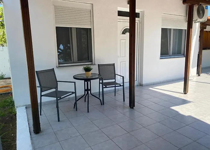 V-suites 2 *